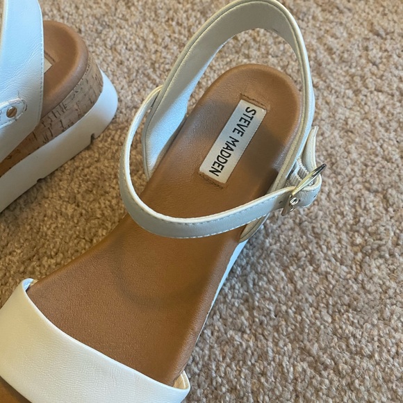 Steve Madden Roselita Platform Sandal - Picture 5 of 9